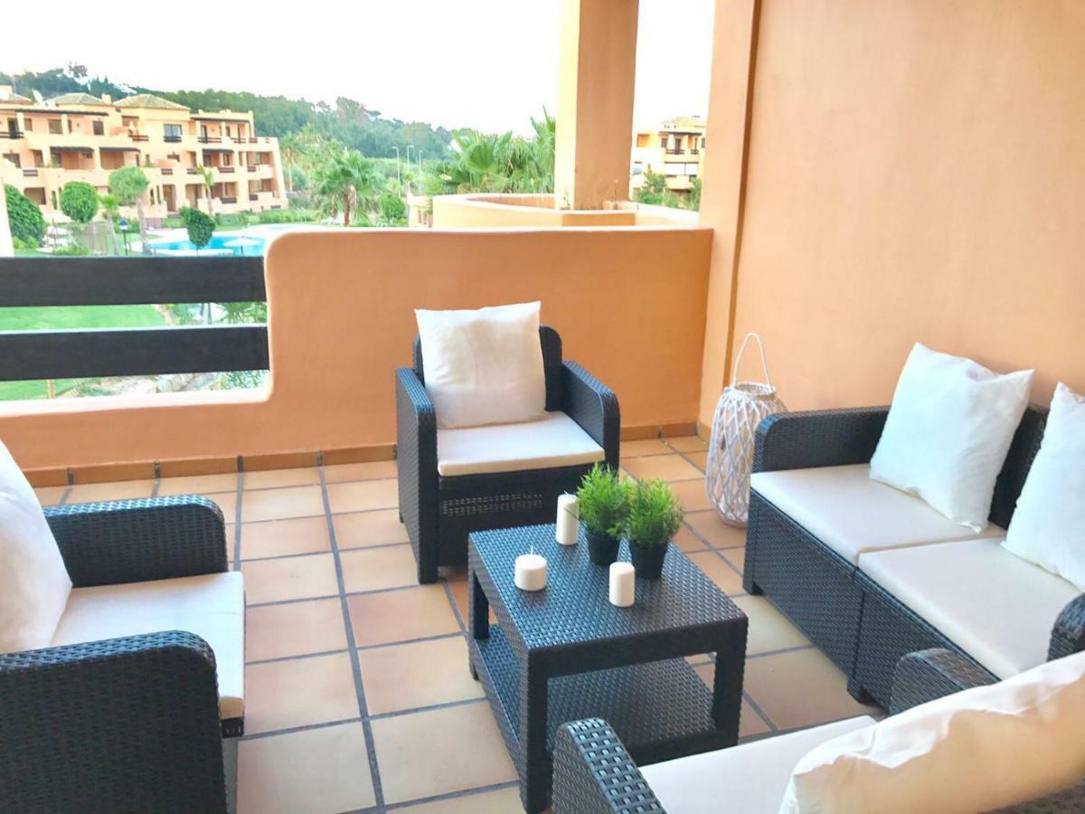 Estepona - Casares Beach Golf Apartments Экстерьер фото