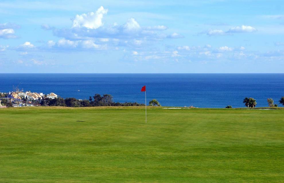 Estepona - Casares Beach Golf Apartments Экстерьер фото